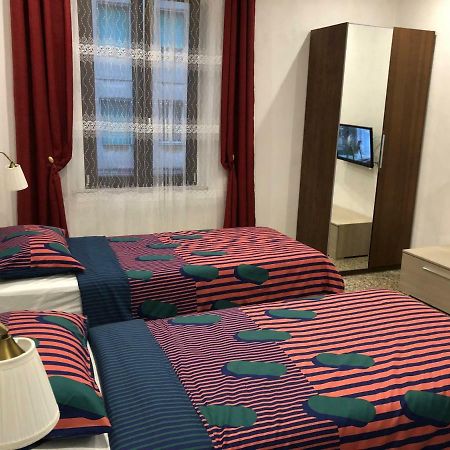 Station & Airport Hotel Pisa Bagian luar foto