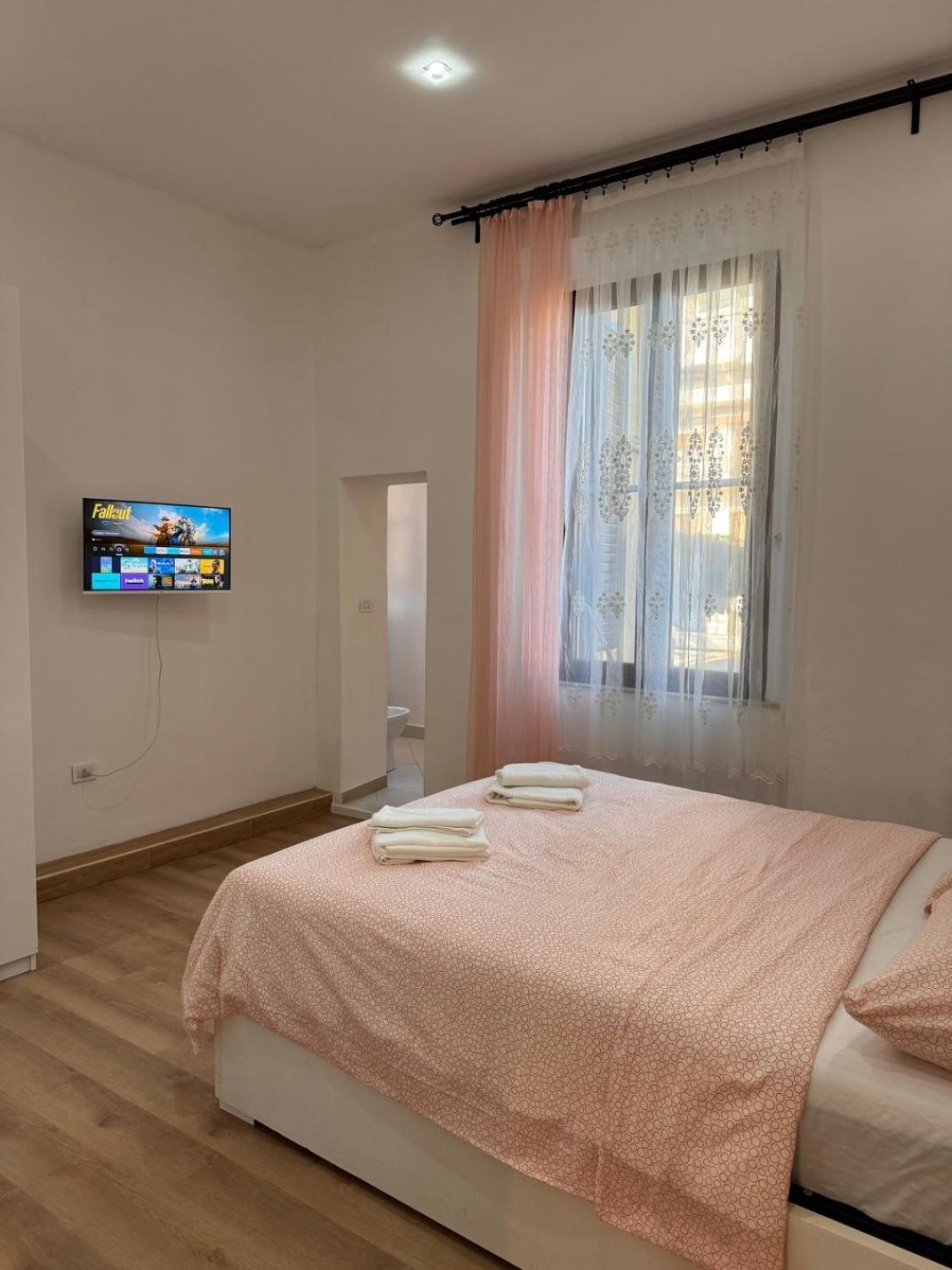 Station & Airport Hotel Pisa Bagian luar foto