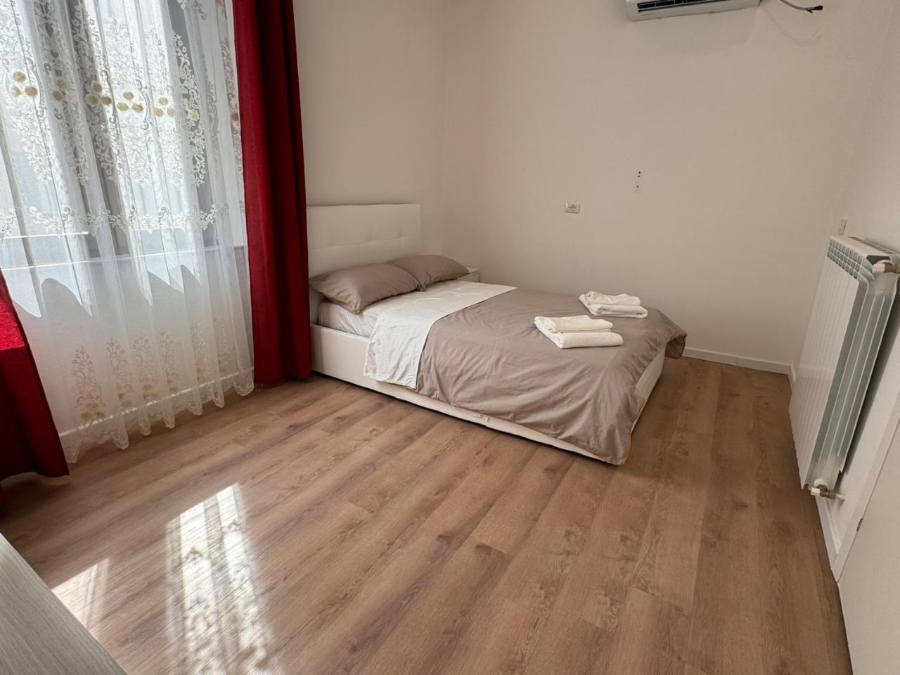 Station & Airport Hotel Pisa Bagian luar foto